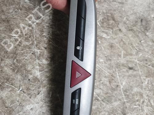 Used Warning switch Warning switch PEUGEOT 308 SW I (4E_, 4H_) 1.6 HDi (92 hp) 32112603 32112603