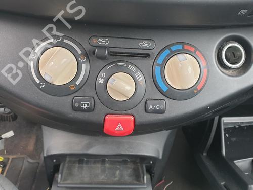 Used Climate control NISSAN MICRA III (K12) 1.2 16V (80 hp) 26132753