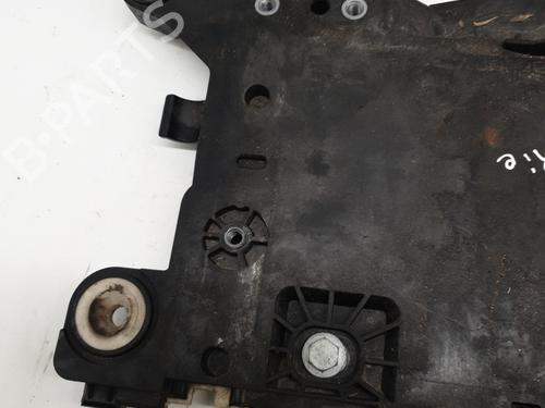 Support BMW X2 (F39) sDrive 18 d | BP22883330C155 