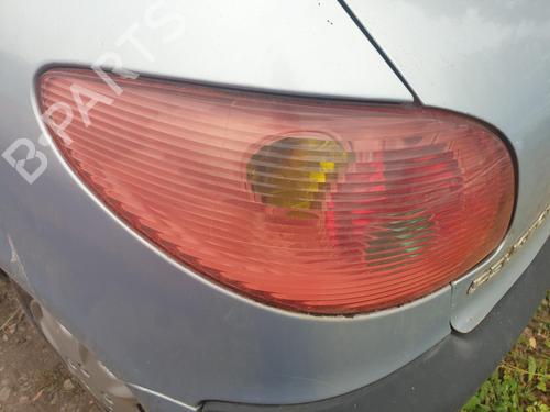 Venstre baglygte PEUGEOT 206 Hatchback (2A/C) 1.9 D (69 hp) 28114663