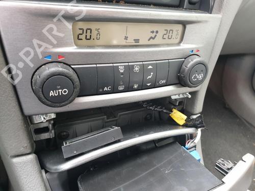 Used Climate control Climate control RENAULT LAGUNA II (BG0/1_) 1.9 dCi (BG08, BG0G) (120 hp) 39044056 39044056
