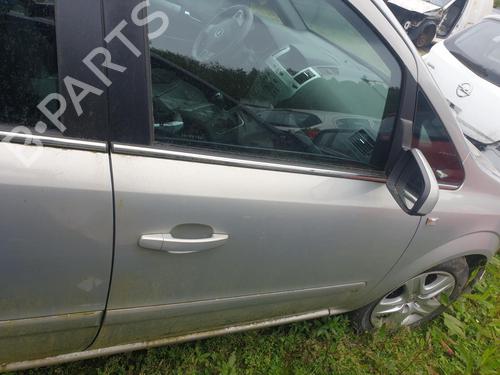 Used Right front door Right front door OPEL ZAFIRA / ZAFIRA FAMILY B (A05) 1.9 CDTI (M75) (100 hp) 35940521 35940521