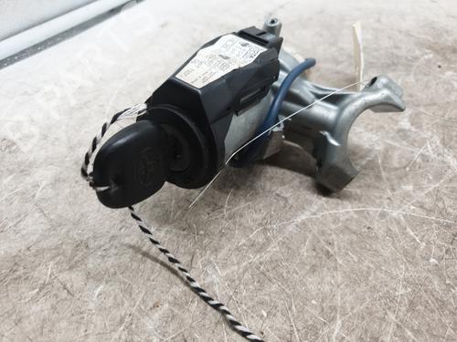 Used Ignition barrel Ignition barrel TOYOTA YARIS (_P1_) 1.0 (SCP10_, SCP10R) (68 hp) 31827909 31827909