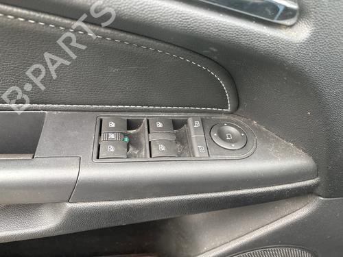 Left front window switch OPEL ASTRA H TwinTop (A04) 1.9 CDTi (L67) | BP39429257I27 - Image 3