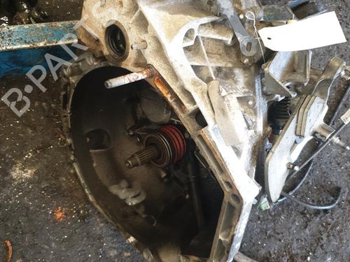 gearbox-dacia-duster-hs_-2010-2011-2012-2013-2014-2015-2016-2017-2018-31833966 main image