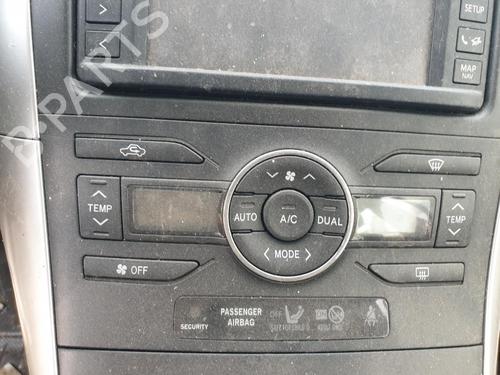 Used Climate control Climate control 37588121 37588121