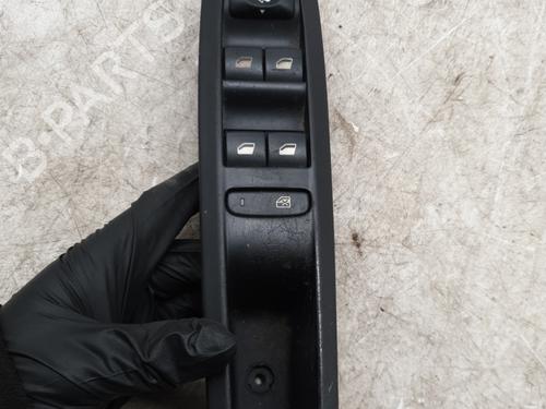 Left front window switch CITROËN C4 II (NC_) 1.6 HDi 115 | BP28133606I27