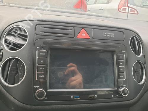 Used Display monitor VW GOLF PLUS V (5M1, 521) 1.9 TDI (105 hp) 31669435