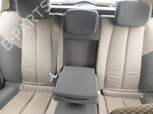 Asientos traseiros Asientos traseiros RENAULT MEGANE II Saloon (LM0/1_) [2003-2026] 35940563 35940563