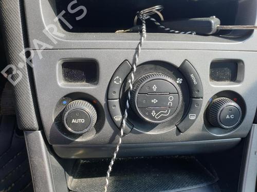Comando clima Comando clima PEUGEOT 308 I (4A_, 4C_) 1.6 HDi (90 hp) 37410819 37410819