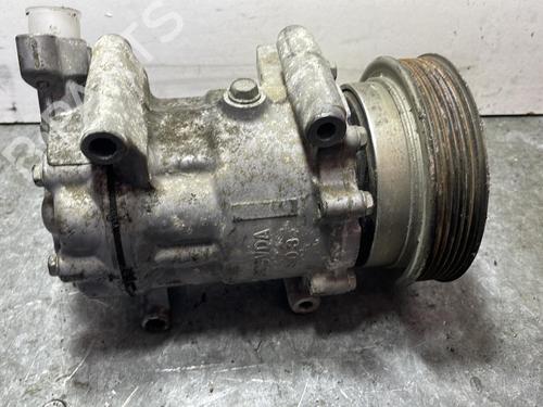 Used AC compressor AC compressor RENAULT CLIO IV (BH_) 1.5 dCi 75 (75 hp) 22881851 22881851