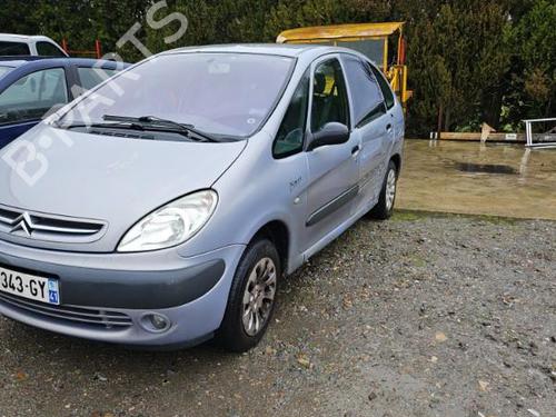 Left headlight CITROËN XSARA PICASSO (N68) 2.0 HDi | BP24422567C28 
