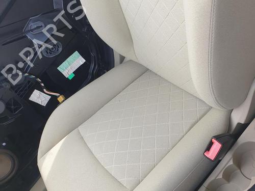 Sæde højre fortil Sæde højre fortil FORD FIESTA VI (CB1, CCN) 1.4 TDCi (70 hp) 36960977 36960977