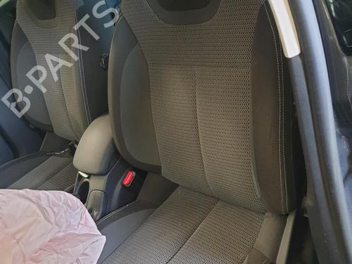 left-front-seat-citroen-c4-ii-nc_-2009-30437879 main image