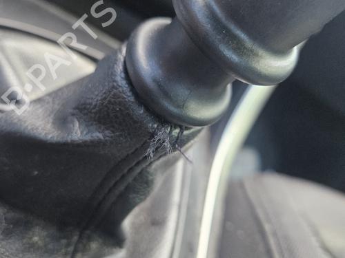 Gear lever PEUGEOT 308 I (4A_, 4C_) 1.6 HDi | BP29429945M90 