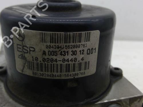 ABS pump MERCEDES-BENZ CLK (C209) CLK 270 CDI (209.316) | BP22882077M43