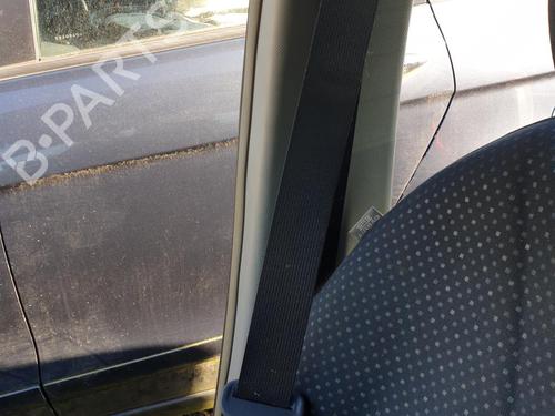 Used Front right seatbelt Front right seatbelt TOYOTA YARIS (_P9_) 1.4 D-4D (NLP90_, NLP90R) (90 hp) 33631435 33631435