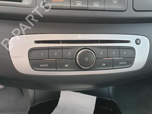 Used Radio RENAULT LAGUNA Coupe (DT0/1) 2.0 dCi (DT0M, DT0N, DT0S, DT19, DT1F) (173 hp) 28076122