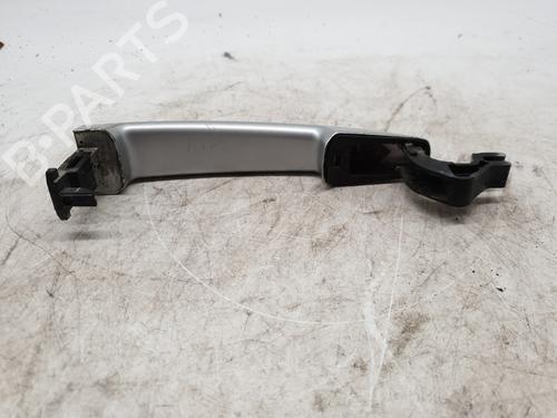 Used Front left exterior door handle Front left exterior door handle PEUGEOT 407 SW (6E_, 6D_) 2.0 HDi 135 (136 hp) 22869386 22869386