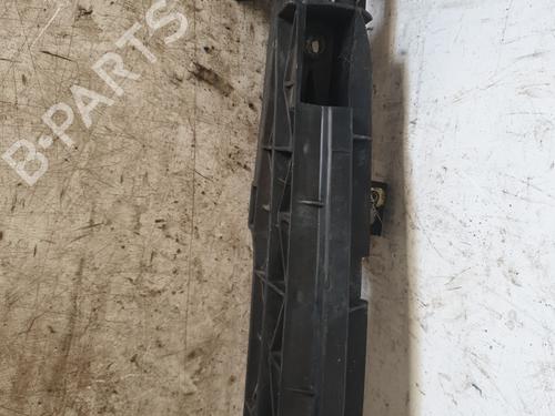 Used Front bumper reinforcement Front bumper reinforcement 28578999 28578999