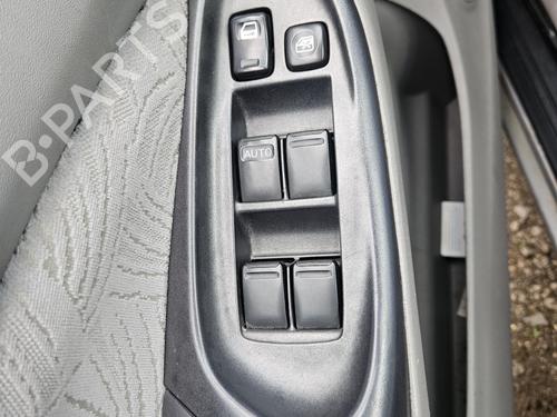 Used Left front window switch NISSAN ALMERA II Hatchback (N16) 2.2 Di (110 hp) 29484950