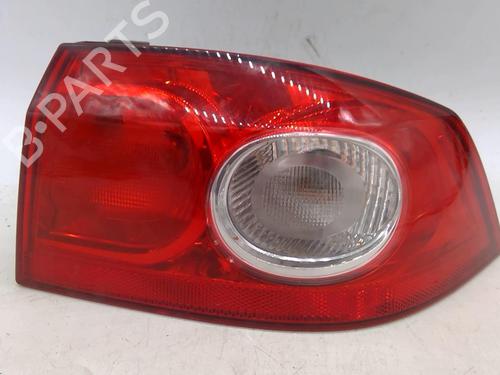 Used Right taillight Right taillight 22880628 22880628
