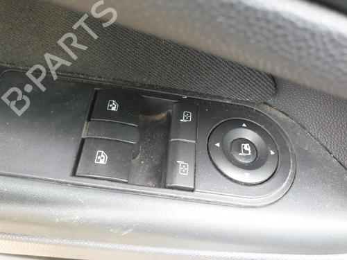 Used Left front window switch Left front window switch OPEL ZAFIRA / ZAFIRA FAMILY B (A05) 1.9 CDTI (M75) (100 hp) 35940533 35940533