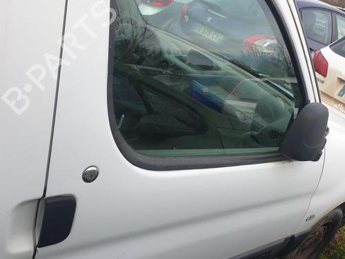 Used Right front door CITROËN BERLINGO / BERLINGO FIRST Box Body/MPV (M_) 1.9 D 70 (MBWJZ, MCWJZ) (69 hp) 31669407
