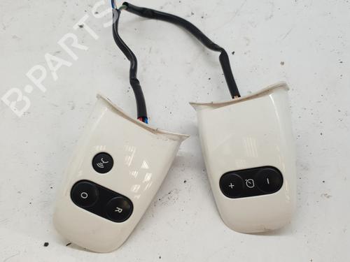 Used Switch RENAULT TWINGO III (BCM_, BCA_) 1.0 SCe 75 (73 hp) 27220900