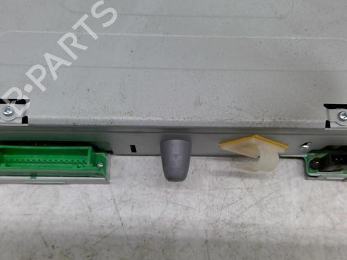 Used Radio Radio 22884650 22884650