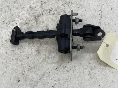 Used Hinge/Door check strap Hinge/Door check strap 24422039 24422039