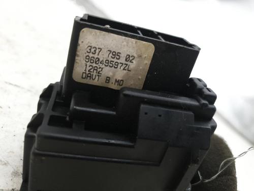 Used Steering column stalk Steering column stalk CITROËN BERLINGO / BERLINGO FIRST MPV (MF_, GJK_, GFK_) 2.0 HDI 90 (MFRHY) (90 hp) 22875362 22875362