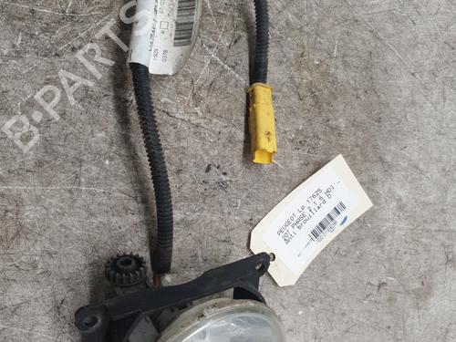Faro Antiniebla delantero derecho PEUGEOT 207 (WA_, WC_) 1.6 HDi (92 hp) 29911783
