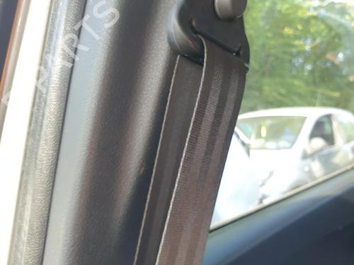 front-right-seatbelt-dacia-lodgy-js_-2012-27236942 main image