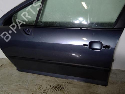 Left front door PEUGEOT 407 (6D_) 2.0 HDi 135 (6DRHRH, 6DRHRE, 6DRHRG, 6DRHRJ) | BP22882331C2 