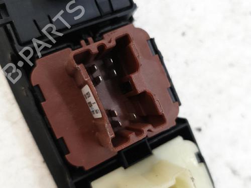 Left front window switch RENAULT CLIO IV (BH_) 0.9 TCe 90 (BHNF, BHMA, BHMH, BHJK, BHJR) | BP22865712I27 