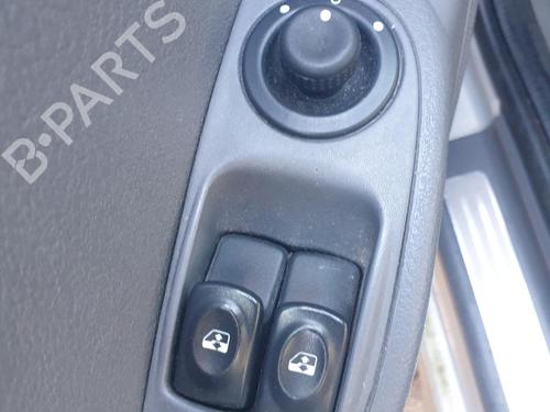 Used Left front window switch Left front window switch RENAULT MEGANE I (BA0/1_) 1.9 dCi (BA05, BA1F) (102 hp) 32478851 32478851