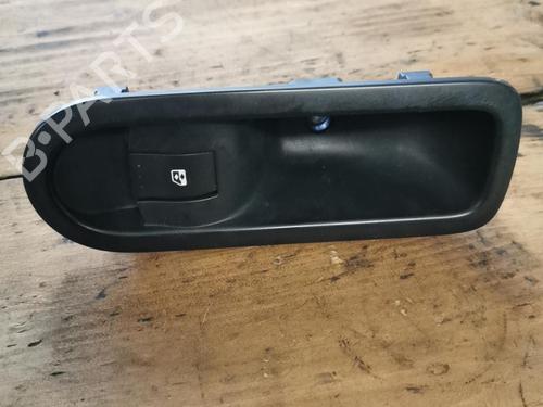 Used Left rear window switch Left rear window switch RENAULT MEGANE II (BM0/1_, CM0/1_) 1.5 dCi (BM0F, BM0T, BM2B, CM0F, CM0T) (82 hp) 22876018 22876018