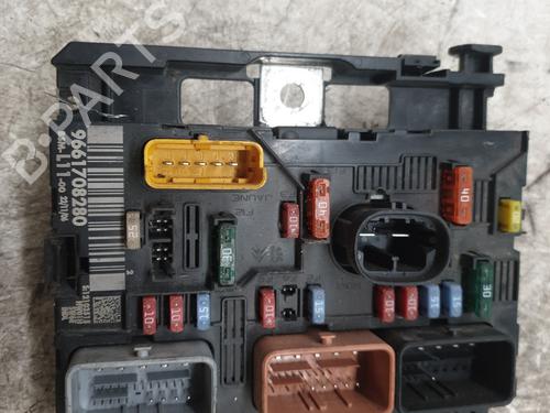Used Fuse box PEUGEOT 307 (3A/C) 1.6 16V (109 hp) 29850826