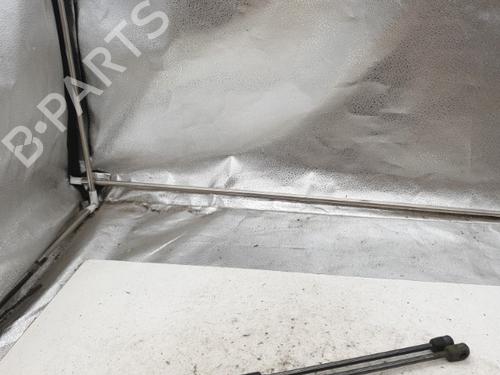 Used Tailgate lift support Tailgate lift support FIAT STILO (192_) 1.9 JTD (192_XE1A) (115 hp) 24486005 24486005