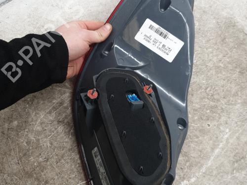 Used Right taillight Right taillight MERCEDES-BENZ C-CLASS (W205) C 200 d (205.007) (136 hp) 32416306 32416306