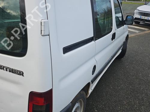 Front left lock PEUGEOT PARTNER Box Body/MPV (5_, G_) 1.9 D | BP28423636C98 