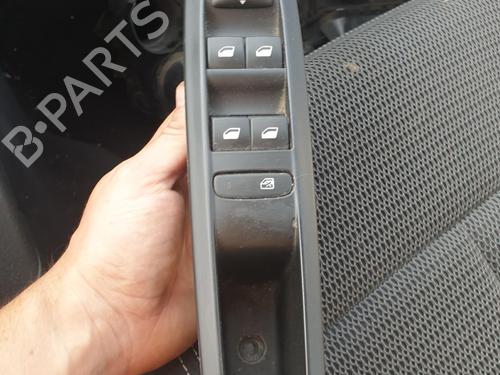 Used Left front window switch Left front window switch 36950500 36950500