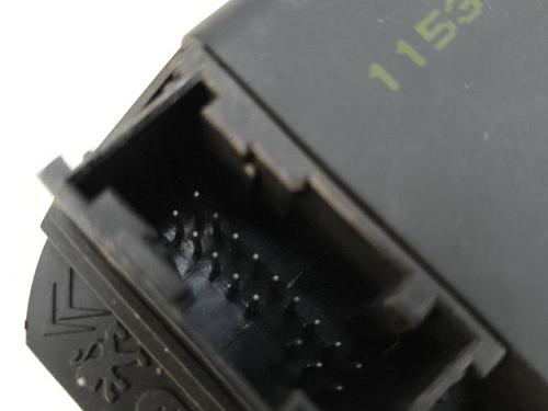 Used Left front window switch Left front window switch PEUGEOT 206 Hatchback (2A/C) 1.4 HDi eco 70 (68 hp) 25842869 25842869