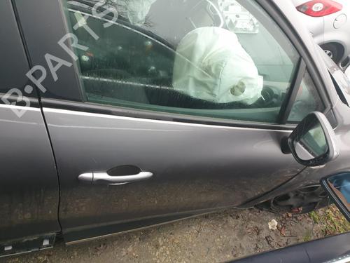Used Right front door RENAULT CLIO IV Grandtour (KH_) 1.5 dCi 90 (KHN3, KHN4) (90 hp) 31979442