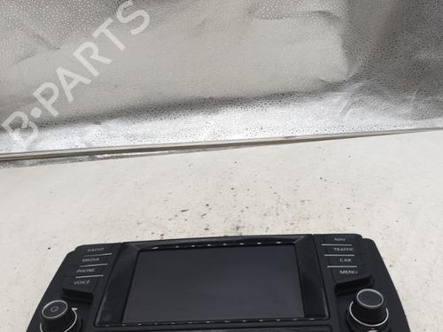 Used Radio VW GOLF VII (5G1, BQ1, BE1, BE2) 1.6 TDI (105 hp) 22867159