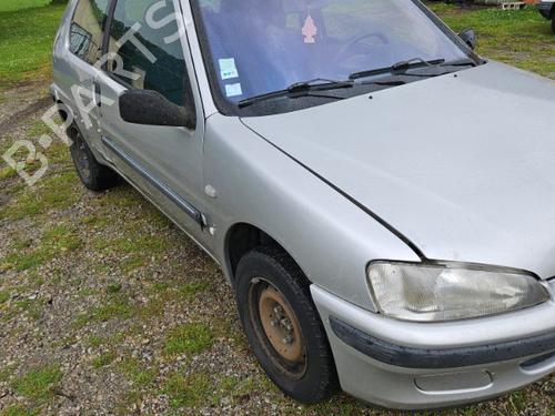 Right front fenders PEUGEOT 106 II (1A_, 1C_) 1.1 i | BP29840026C42