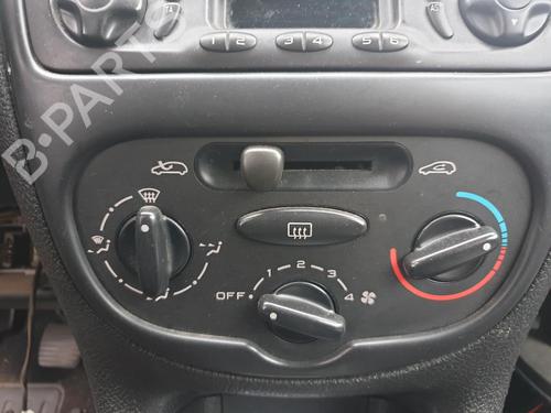 Klimabedienteil für PEUGEOT 206 Hatchback (2A/C) 1.9 D (69 hp) 30678857