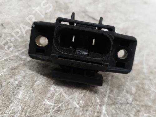 Used Tailgate lock RENAULT TWINGO I (C06_) 1.2 (C063, C064) (55 hp) 31218077