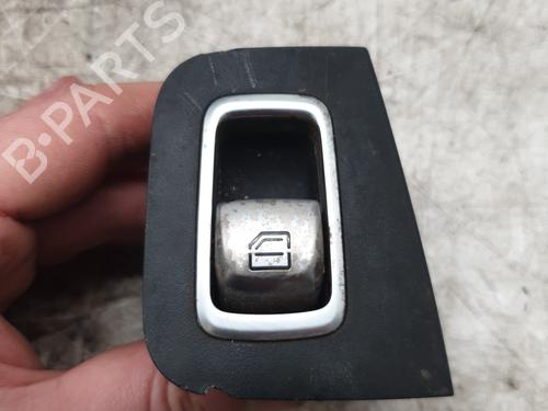 Used Right front window switch Right front window switch MERCEDES-BENZ C-CLASS (W205) C 200 d (205.007) (136 hp) 31068630 31068630